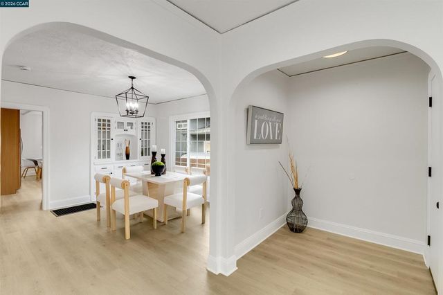 1604 1604 Dwight Way, Berkeley, CA 94703