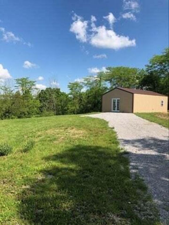 745 Mann Road, Crittenden, KY 41030