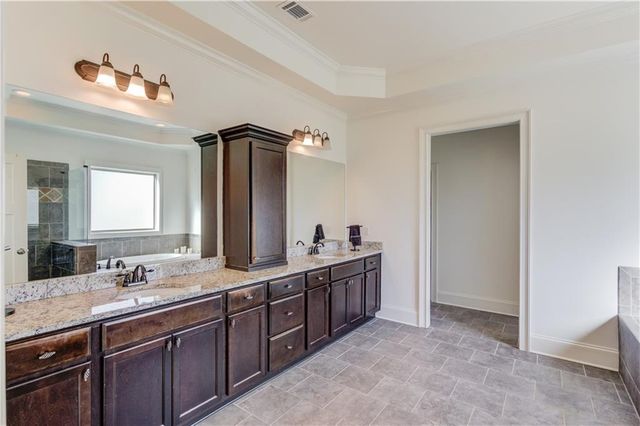 1211 Sterling Lake Drive, Jefferson, GA 30549