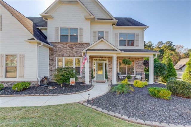 1211 Sterling Lake Drive, Jefferson, GA 30549