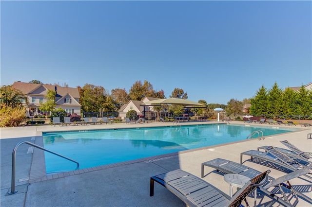 1211 Sterling Lake Drive, Jefferson, GA 30549