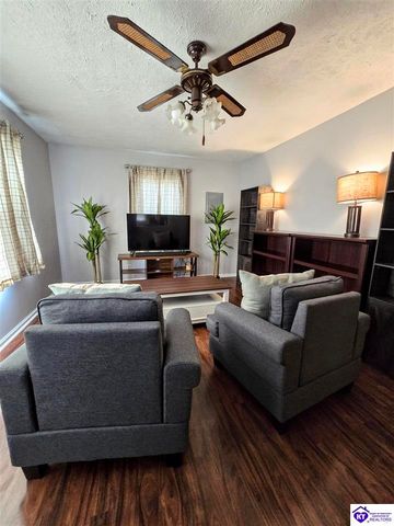 5565 Bruce Avenue, Louisville, KY 40214