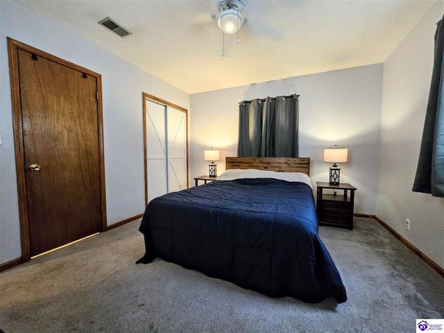 5565 Bruce Avenue, Louisville, KY 40214