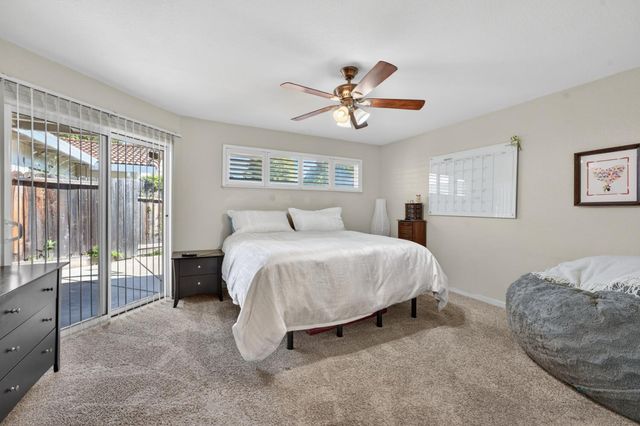 131 Parkshore Cir, Sacramento, CA 95831
