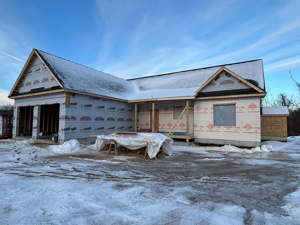 131 Merrimack Street, Hooksett, NH 03106