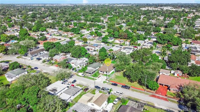 1735 NW 84th St, Miami, FL 33147
