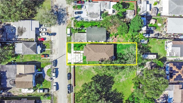 1735 NW 84th St, Miami, FL 33147