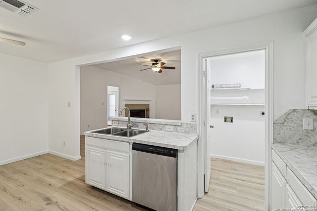 6422 Ithaca Falls, San Antonio, TX 78239