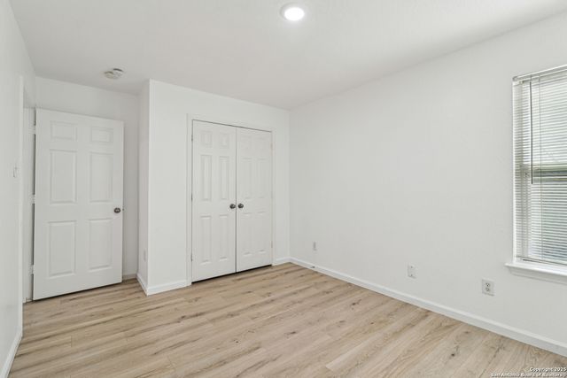 6422 Ithaca Falls, San Antonio, TX 78239