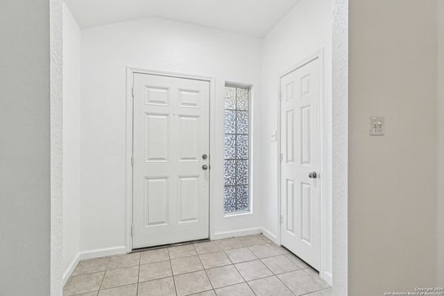 6422 Ithaca Falls, San Antonio, TX 78239