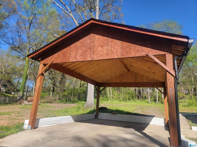 601 13TH STREET, Midfield, AL 35228