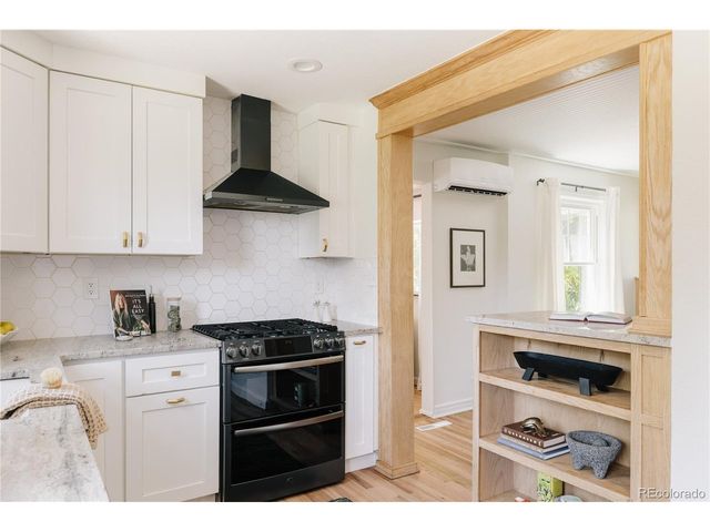 2822 N Adams St, Denver, CO 80205