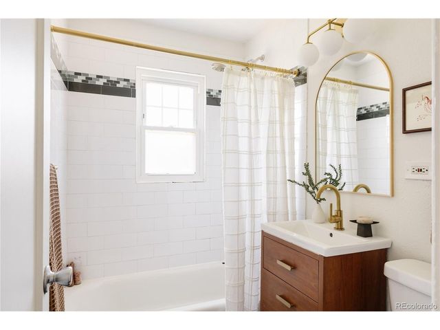 2822 N Adams St, Denver, CO 80205