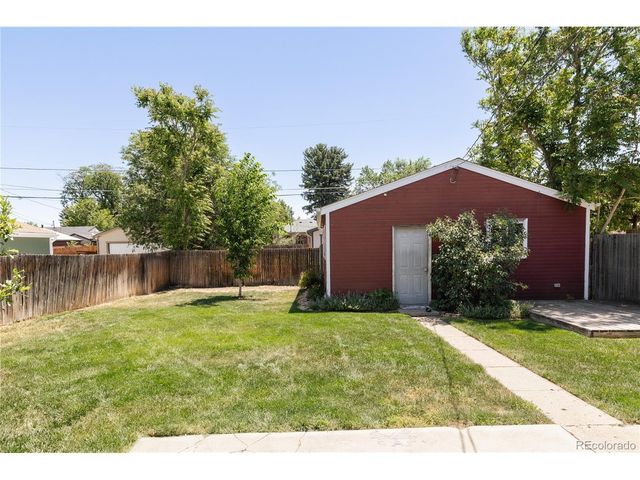 2822 N Adams St, Denver, CO 80205
