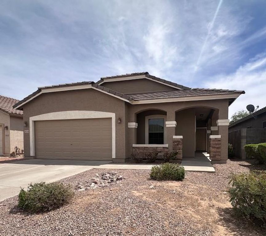 36169 N Mirandesa Drive, San Tan Valley, AZ 85143