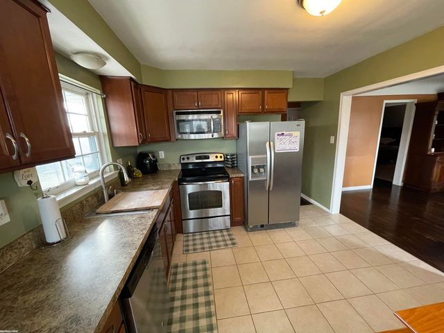 24705 Princeton Street, Saint Clair Shores, MI 48080