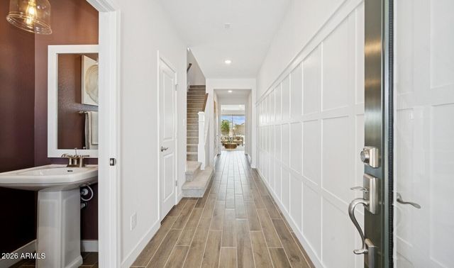 8160 N 80th Lane, Peoria, AZ 85345