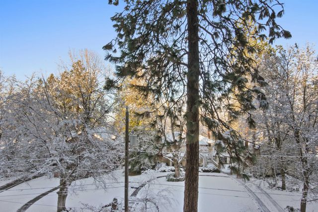 221 E Rockwood Blvd, Spokane, WA 99202