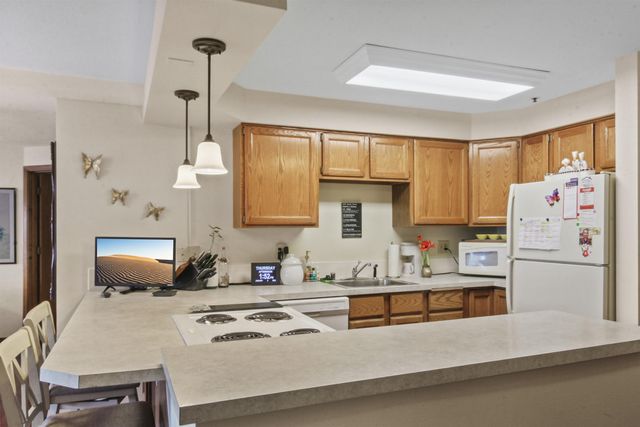 221 E Rockwood Blvd, Spokane, WA 99202