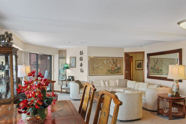 221 E Rockwood Blvd, Spokane, WA 99202