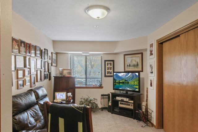 221 E Rockwood Blvd, Spokane, WA 99202