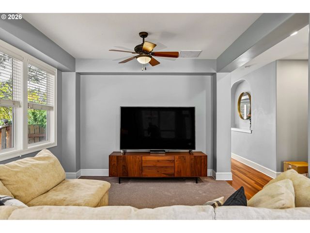 6229 Sw TIMBER RIDGE Dr, Corvallis, OR 97333