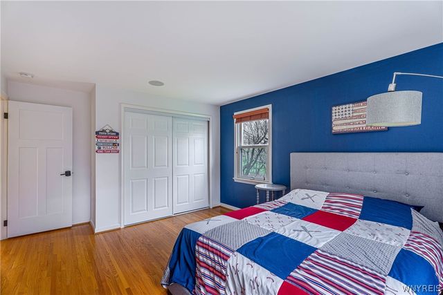 5 Knollwood Lane, Amherst, NY 14221