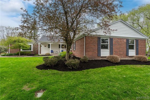 5 Knollwood Lane, Amherst, NY 14221