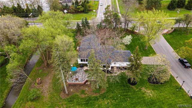 5 Knollwood Lane, Amherst, NY 14221