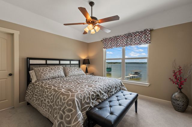 229 N Beverly Drive, Malakoff, TX 75148