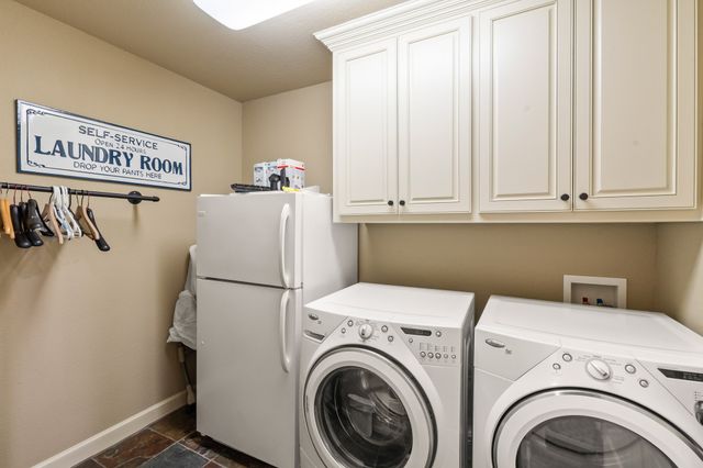 229 N Beverly Drive, Malakoff, TX 75148