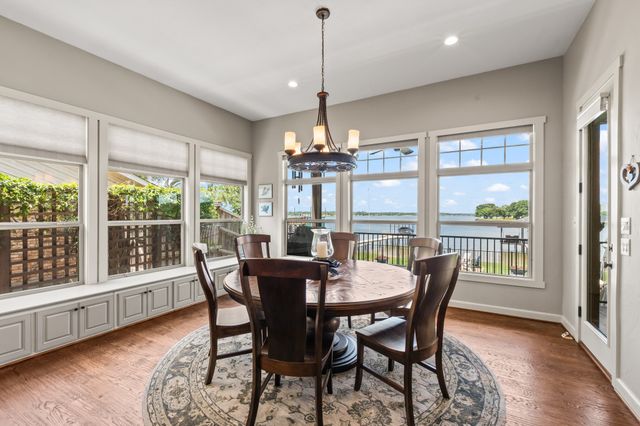 229 N Beverly Drive, Malakoff, TX 75148