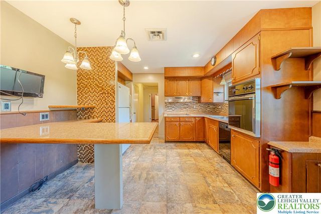 178 Grouse Drive, Moore Twp, PA 18014