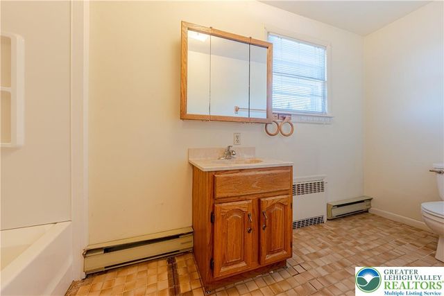 178 Grouse Drive, Moore Twp, PA 18014