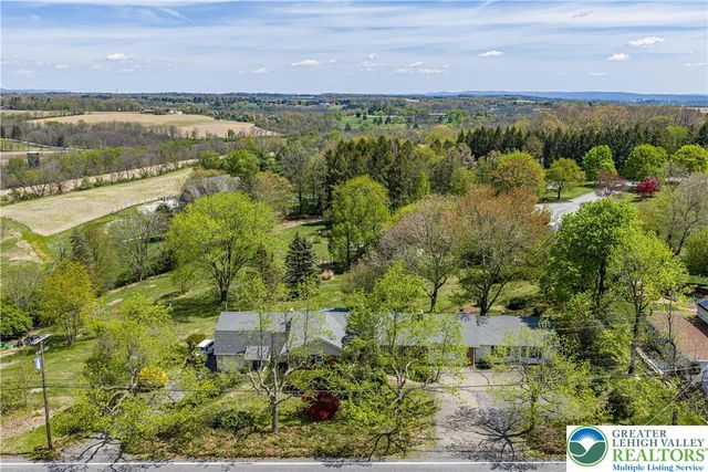 178 Grouse Drive, Moore Twp, PA 18014