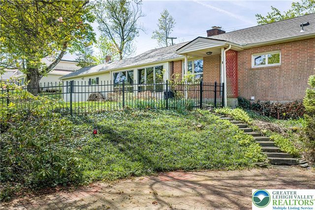 178 Grouse Drive, Moore Twp, PA 18014