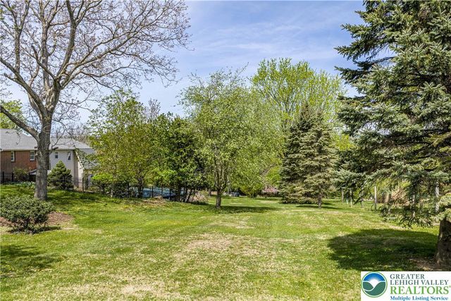 178 Grouse Drive, Moore Twp, PA 18014
