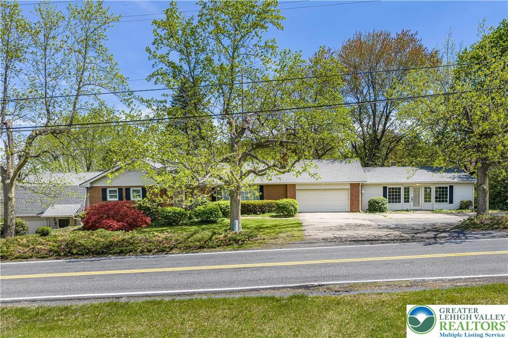 178 Grouse Drive, Moore Twp, PA 18014