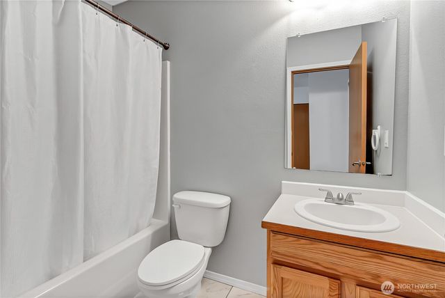 17642 Vine Lane SE, Yelm, WA 98597