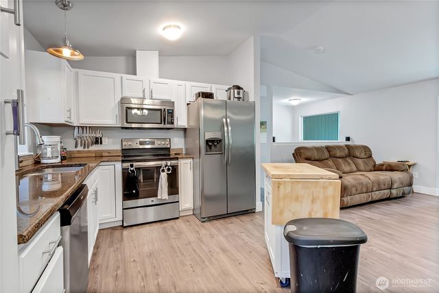 17642 Vine Lane SE, Yelm, WA 98597