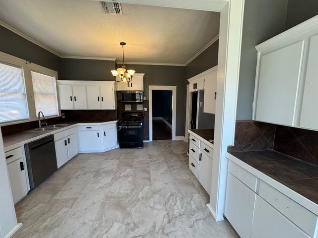 741 Wilkinson Street, Shreveport, LA 71104