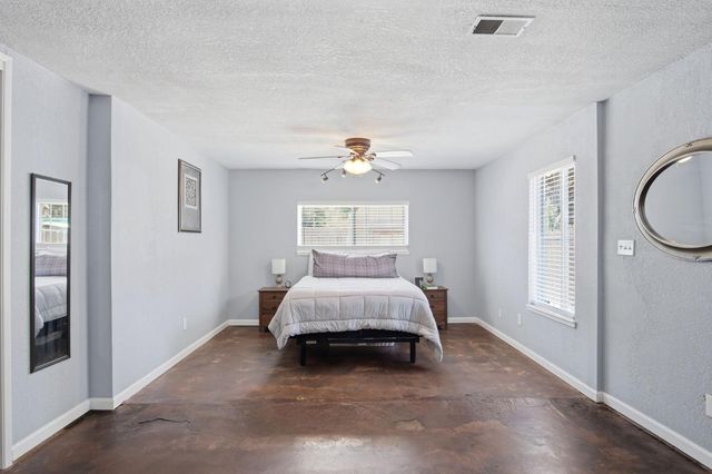 1621 Groveton Way, Modesto, CA 95355