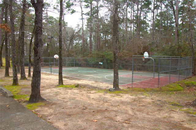 122 Kings Way, Coldspring, TX 77331