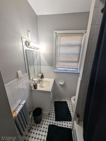 144 Pomona Ave, Newark City, NJ 07112