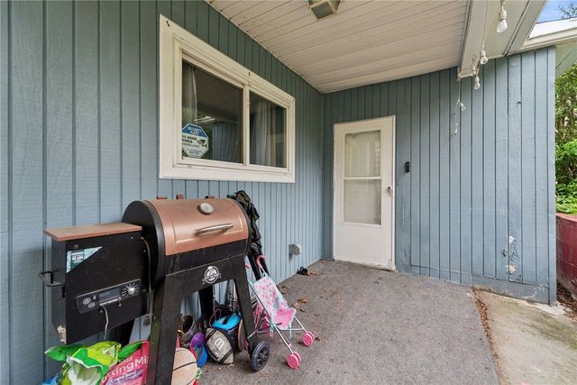 347 Grove Street, East Mckeesport, PA 15035