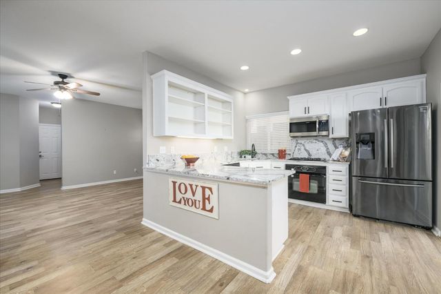 3369 Melodye Ct, Rescue, CA 95672