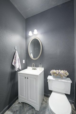 3369 Melodye Ct, Rescue, CA 95672