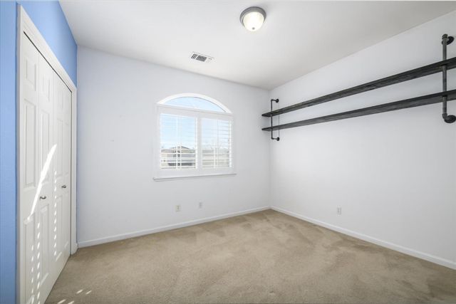 3369 Melodye Ct, Rescue, CA 95672