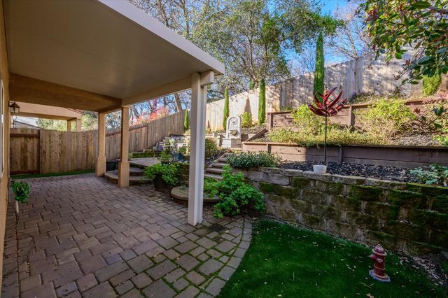 3369 Melodye Ct, Rescue, CA 95672