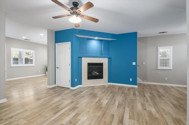 3369 Melodye Ct, Rescue, CA 95672